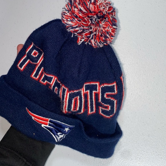 NFL New England Patriots Pom Beanie Official Team Apparel - Picture 4 of 7